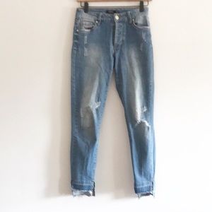 Arrive Distressed Raw Hemmed Light Wash Denim 25